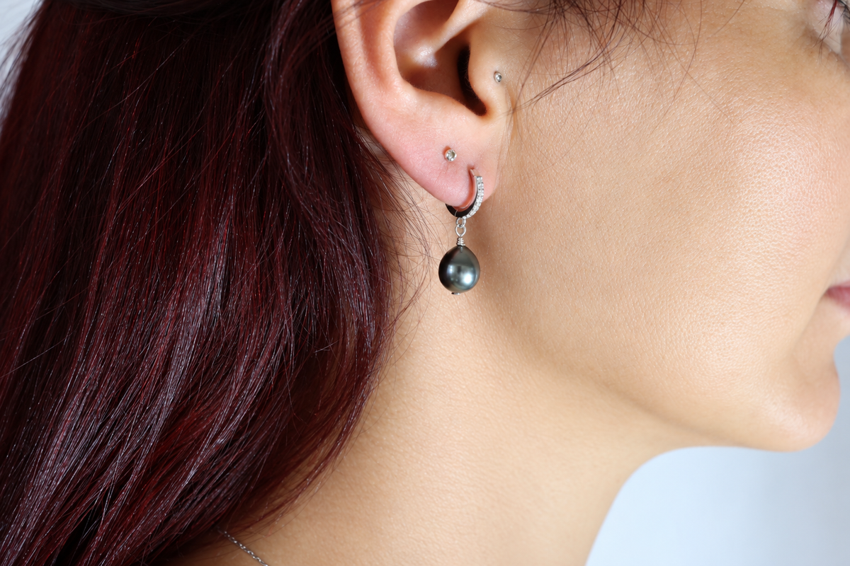 Boucles d'oreilles Fetia argent 925 et perles de Tahiti, vue d'ensemble – Anaora Pearls
