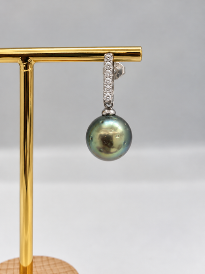 Boucles d'oreilles Matie perles de Tahiti rondes et strass – Anaora Pearls