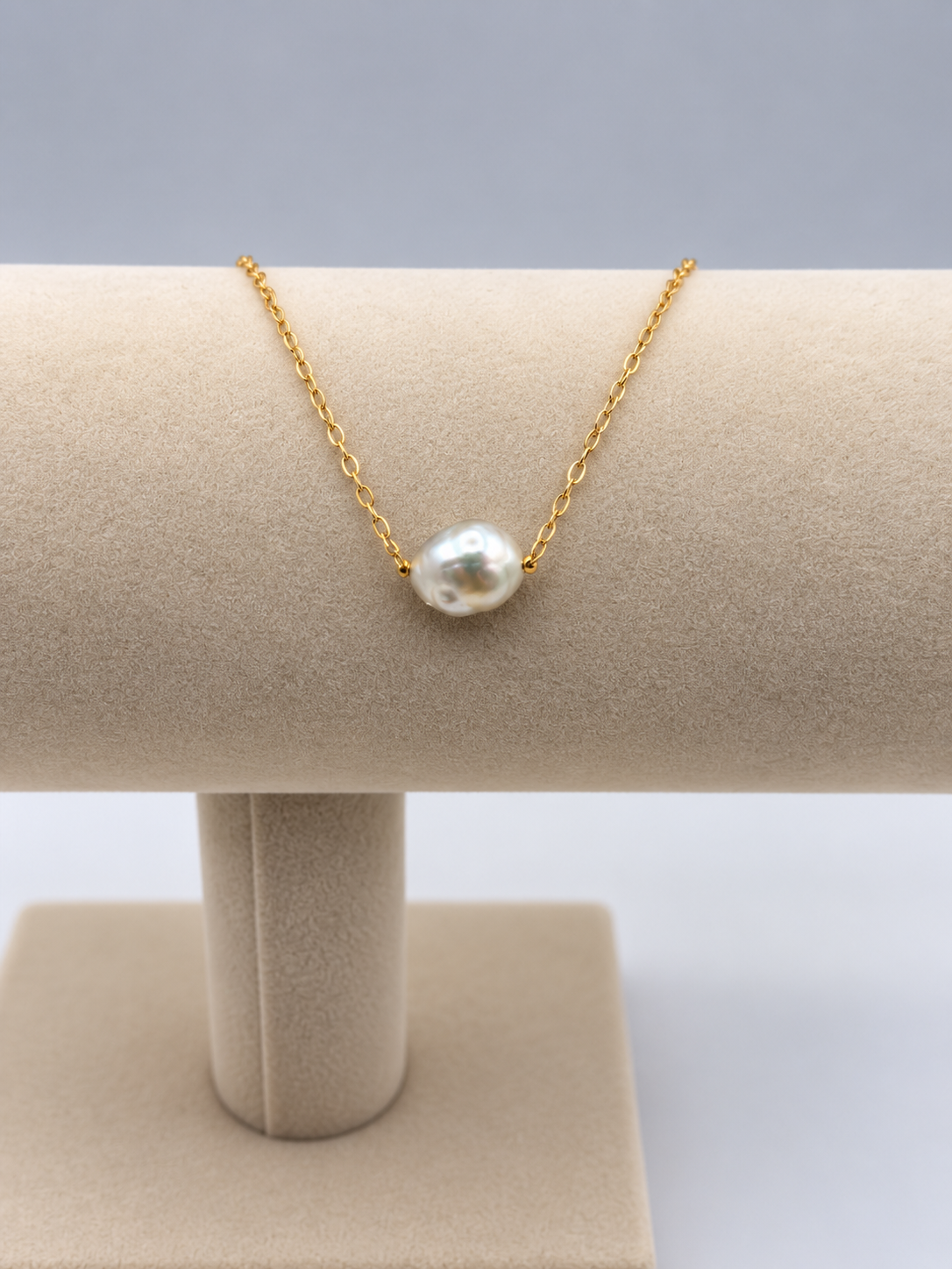 Bracelet enfant Tamarii doré perles keishi, autre vue – Anaora Pearls