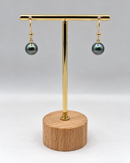 Boucles d'oreilles Vaitea perles de Tahiti, vue de détail – Anaora Pearls