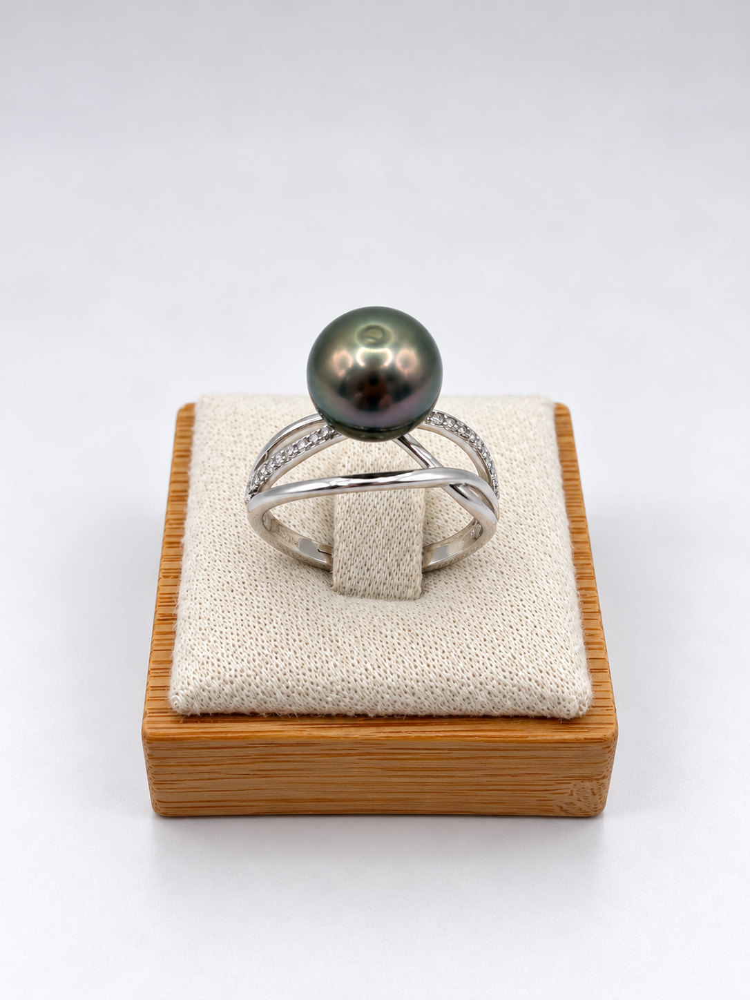 Bague Teuira anneaux d'argent croisés et perle de Tahiti – Anaora Pearls